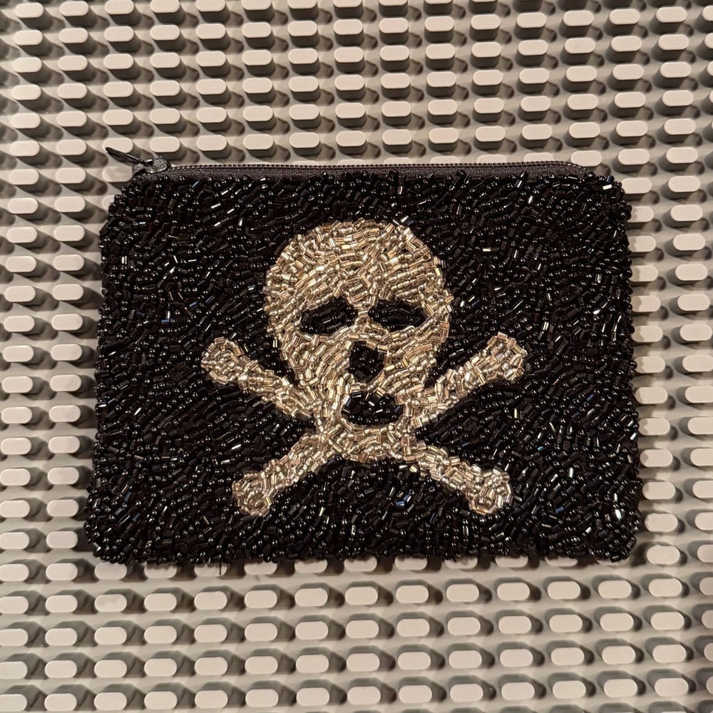 Tiana NY Beaded Skull and Crossbones Coin Purse Pouch